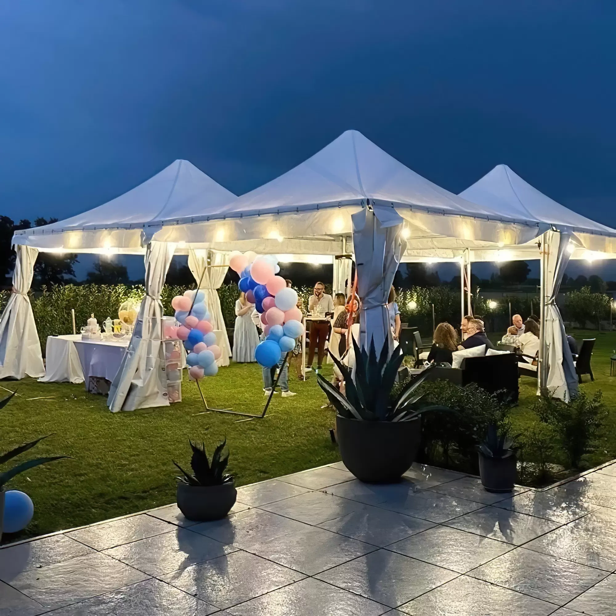 Noleggio di gazebo e tensostrutture in Lombardia